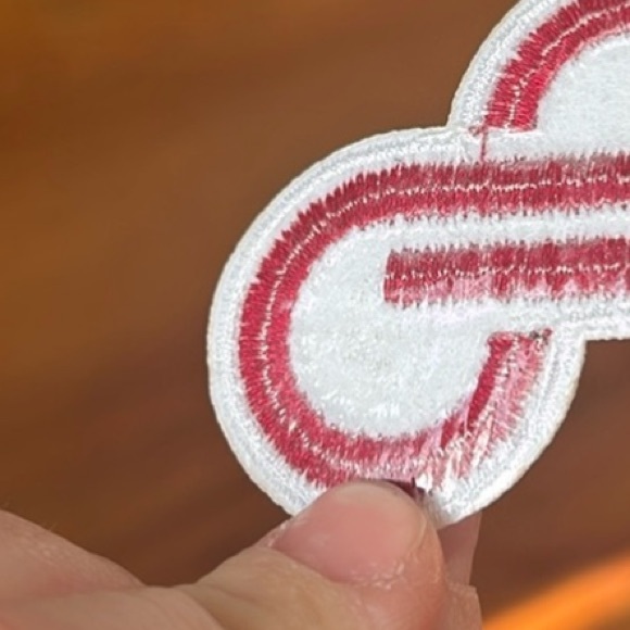 🆕Poshmark Embroidery Patch - Picture 3 of 3
